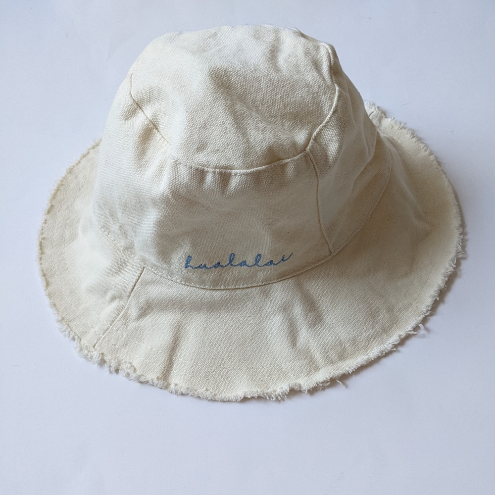The Lady and the Sailor bucket hat NWOT